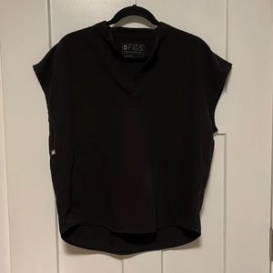 Rafaela Figs scrub top